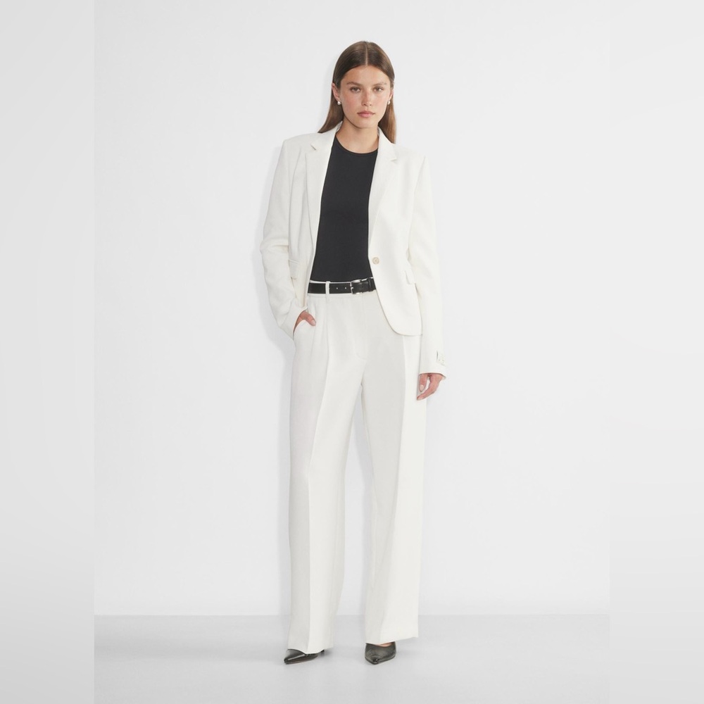Aritzia White Women's Trousers